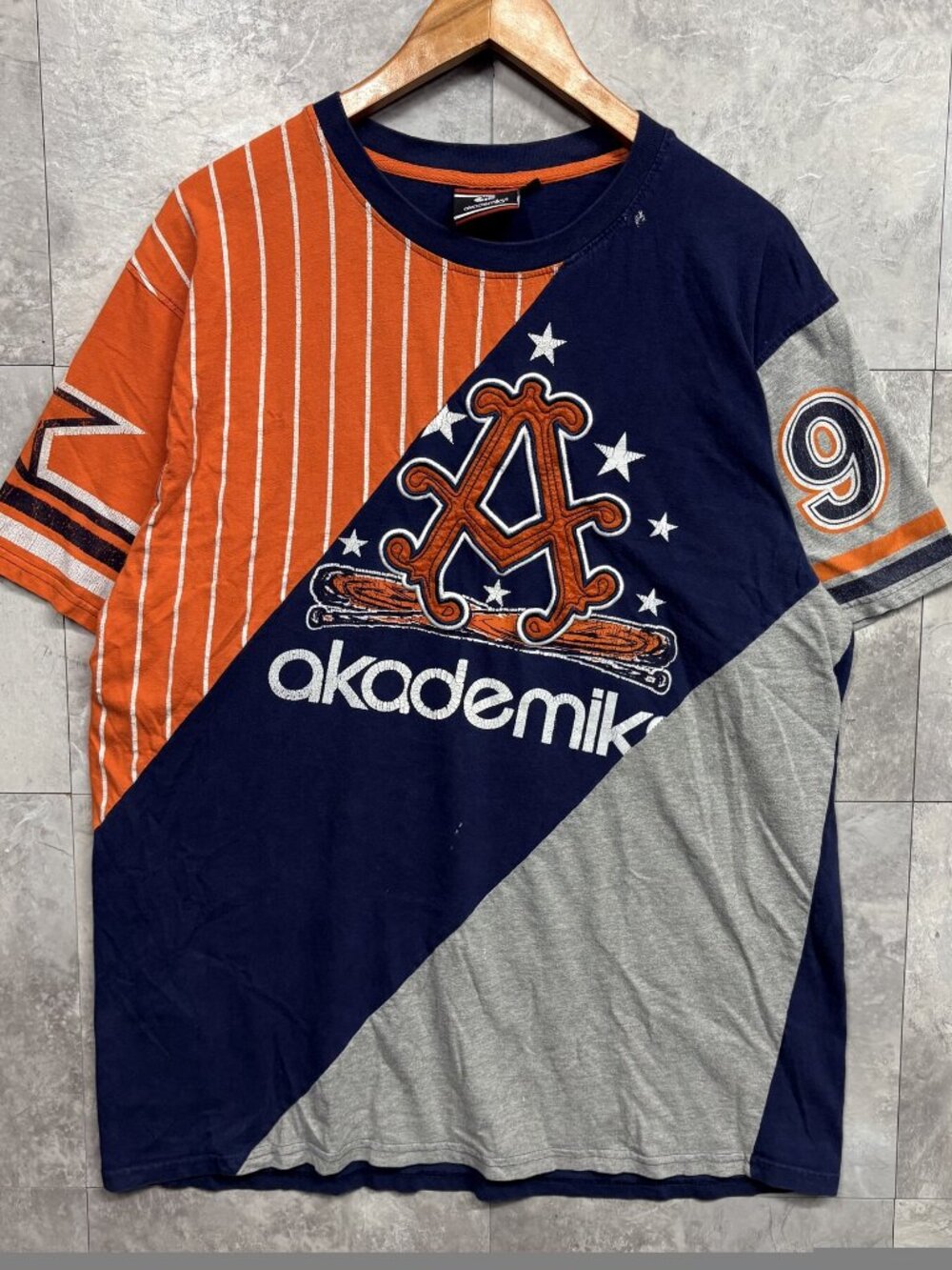 Akademiks Forgotten Heroes T Shirt Men's 2XL Navy Orange Pinstripe Y2K